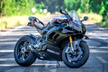 Transportør Motorsykkel Ducati Panigale i Oslo Norge